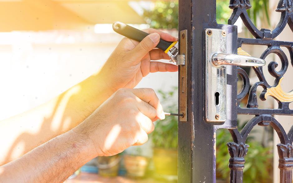 ouverture de porte Broquiers