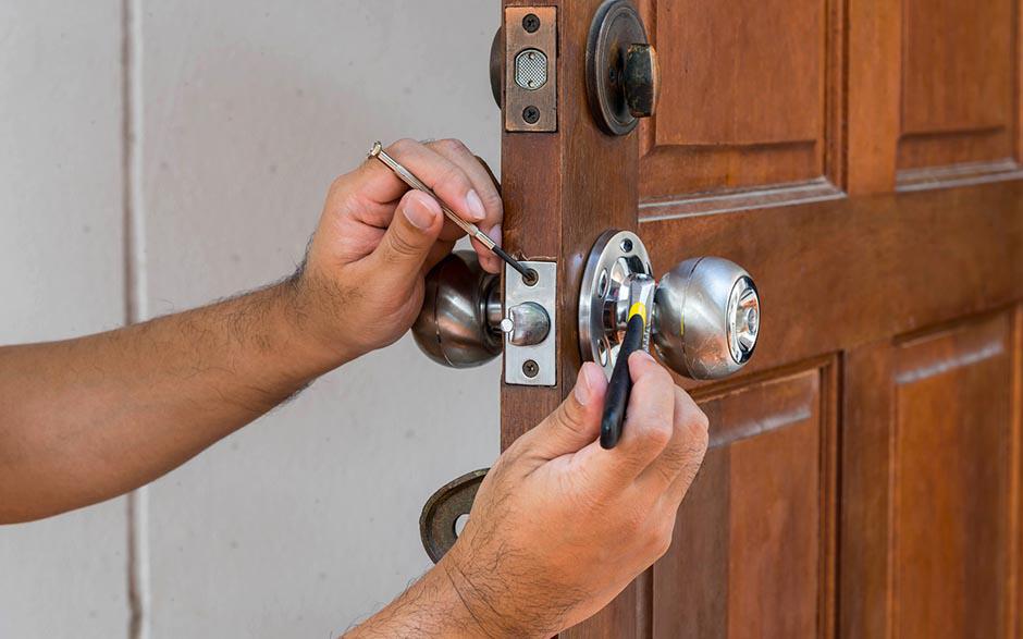 ouverture de porte Broquiers